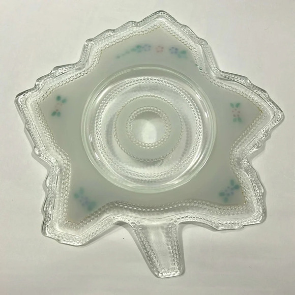 Vintage Hand Painted Maple Leaf Glass Plate Candy Dish - Picture 2 of 3